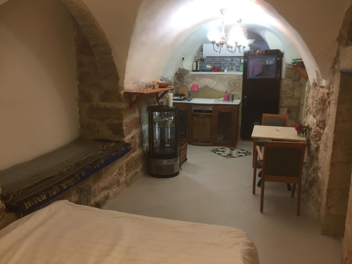 예루살렘 Sweet 'En Kerem View B&B 외부 사진